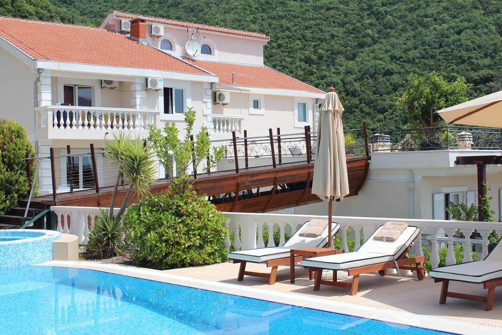 Monte Aria Panorama Suites Herceg Novi Zewnętrze zdjęcie
